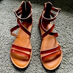 Universal threads gladiator sandals